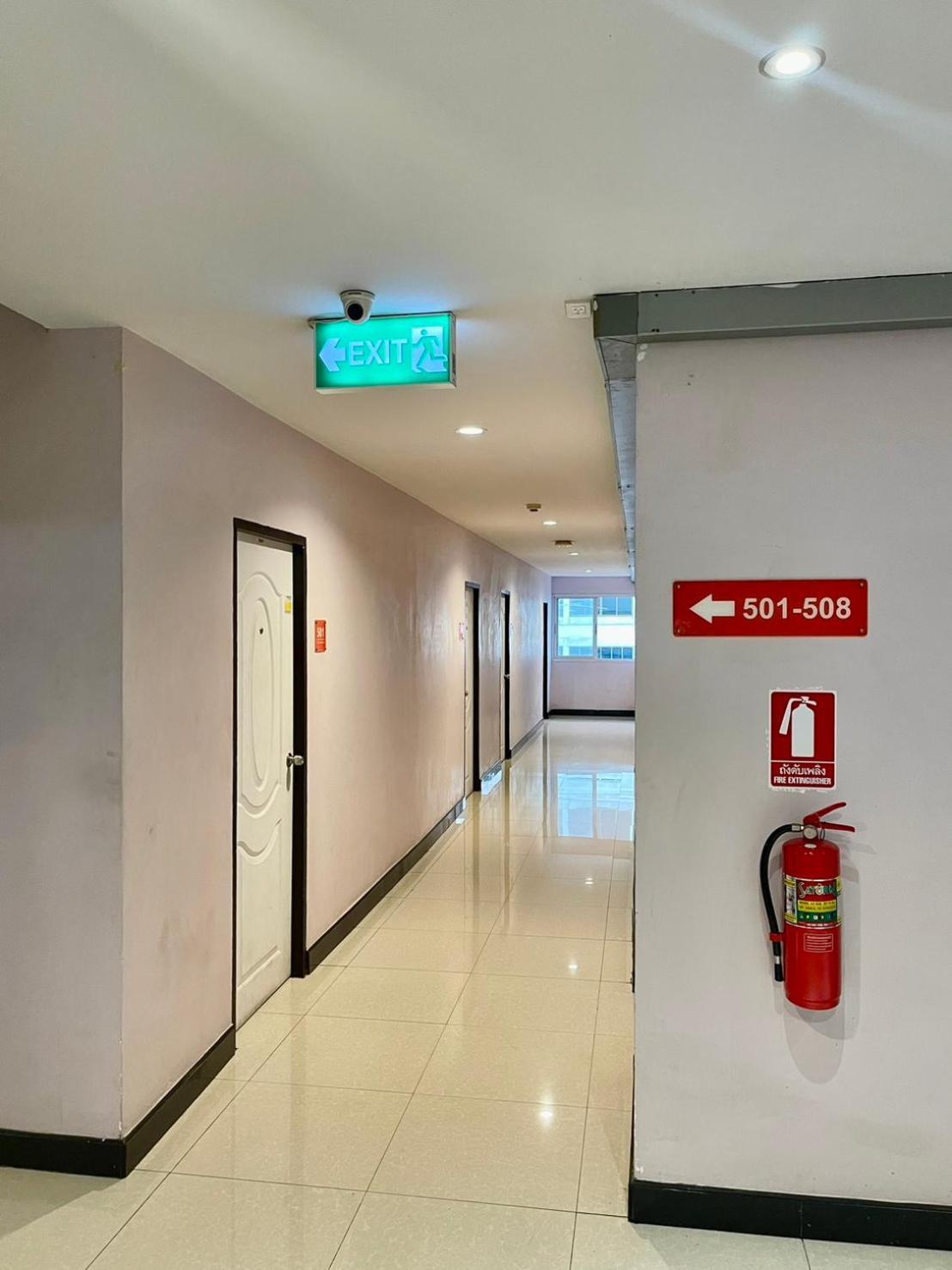 Sampheng Apartment Bangkok Exteriör bild
